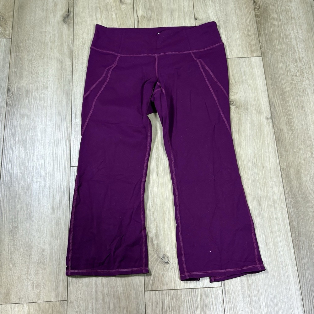 Women's Athleta‎ Purple Cropped Slit Leg Athletic Leggings Size Small SP Petite